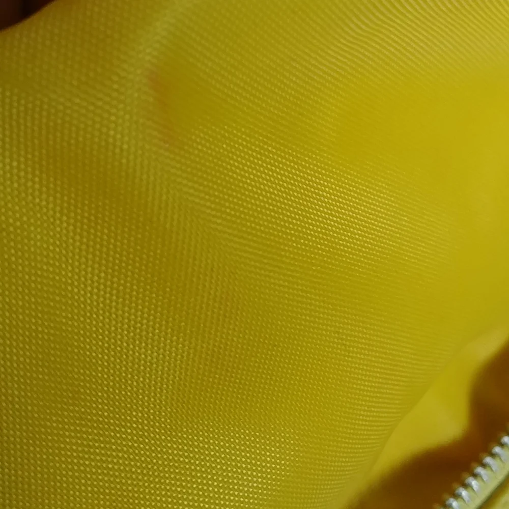 ⭐️Host Pick⭐️DANIER, Vintage Leather yellow bag - Picture 7 of 16